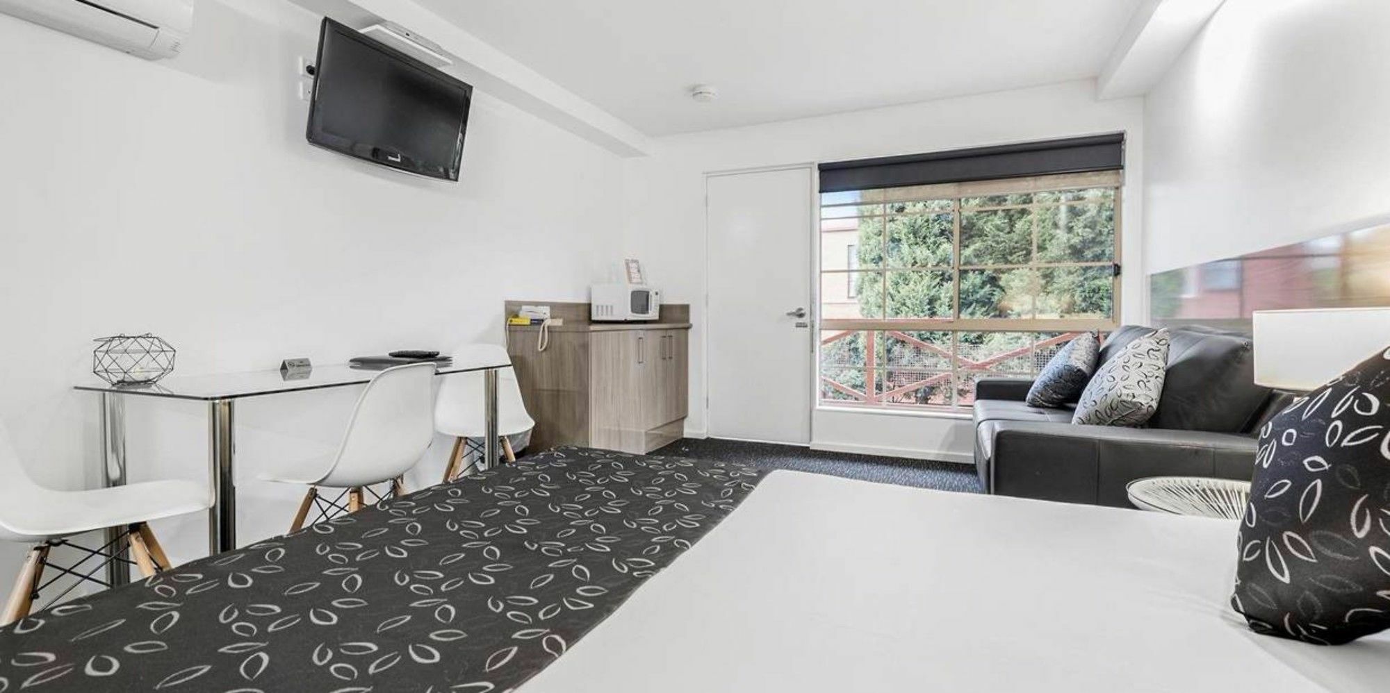 Bay 4* Geelong